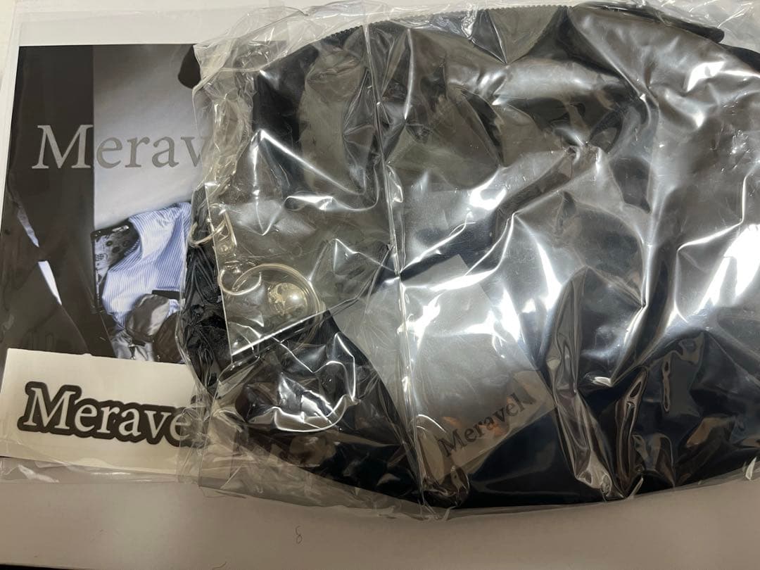Meravel ミニ　ポーチバッグ　ブラック　高橋志津奈　ミーラベル