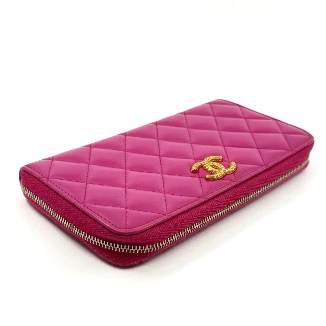 【プルメリア】　　　　　CHANEL シャネル　長財布