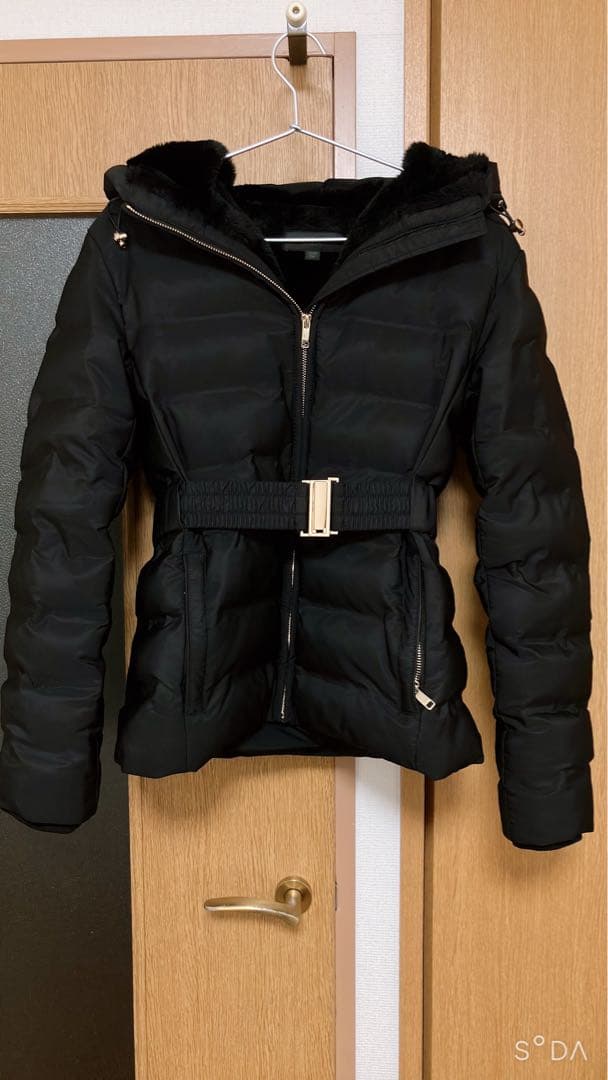 ZARA スリムフィットショートダウンジャケット　M