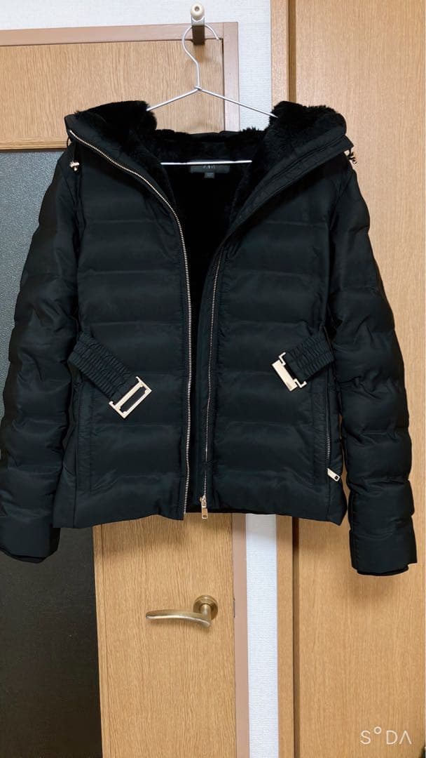 ZARA スリムフィットショートダウンジャケット　M