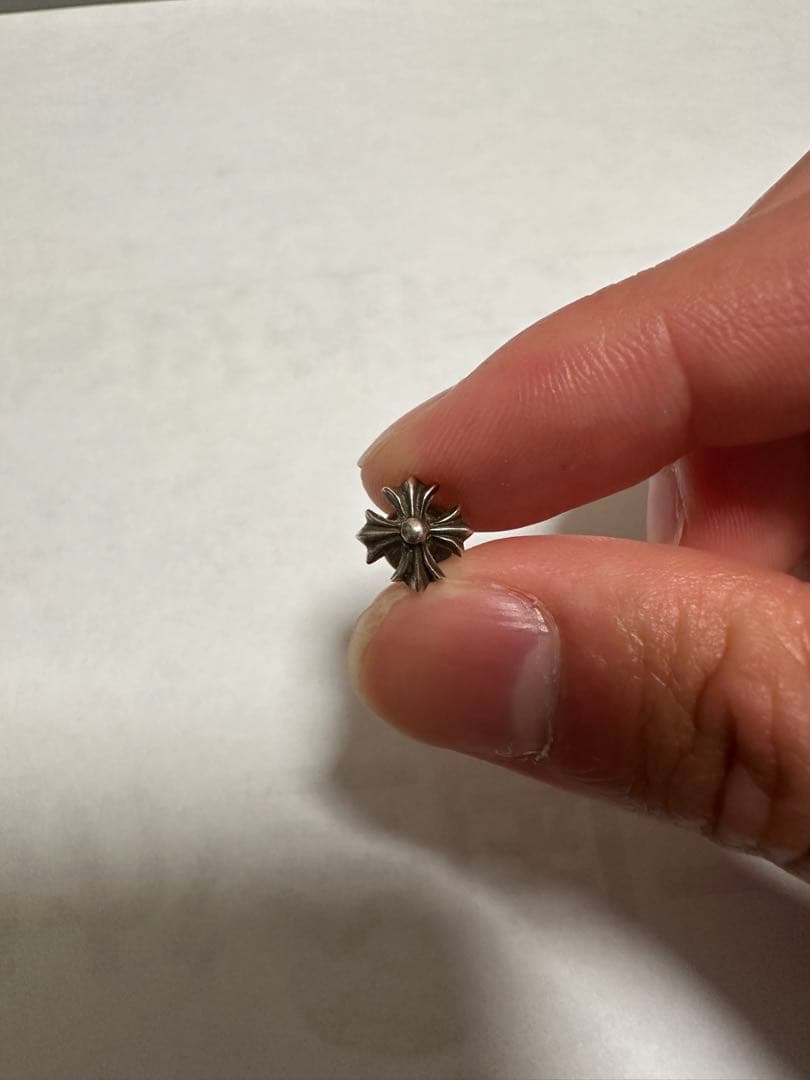 クロムハーツ CHプラススタッドピアス