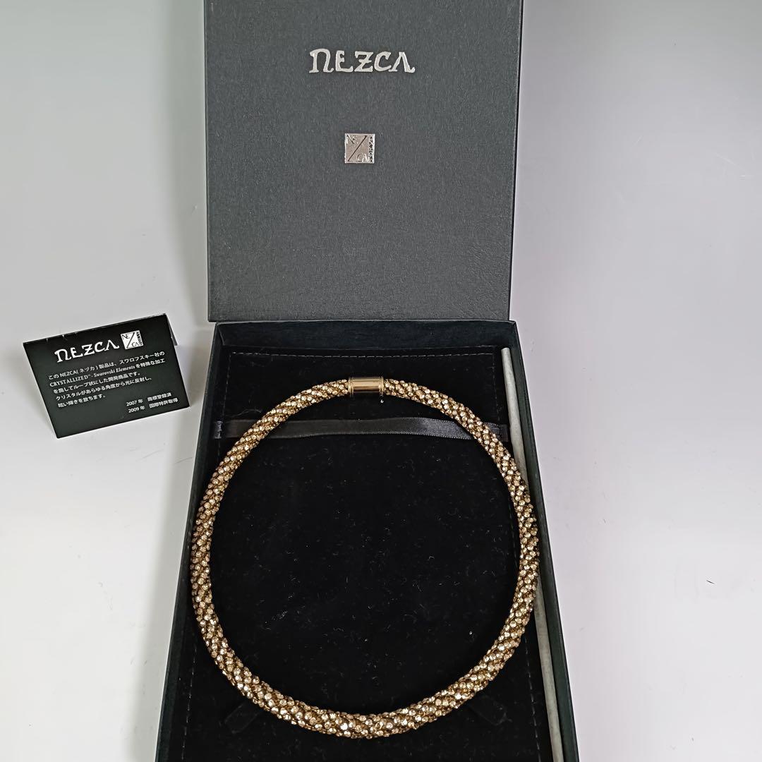 ネヅカ　NEZCA ネックレス　ゴールド　スワロフスキー　箱付き