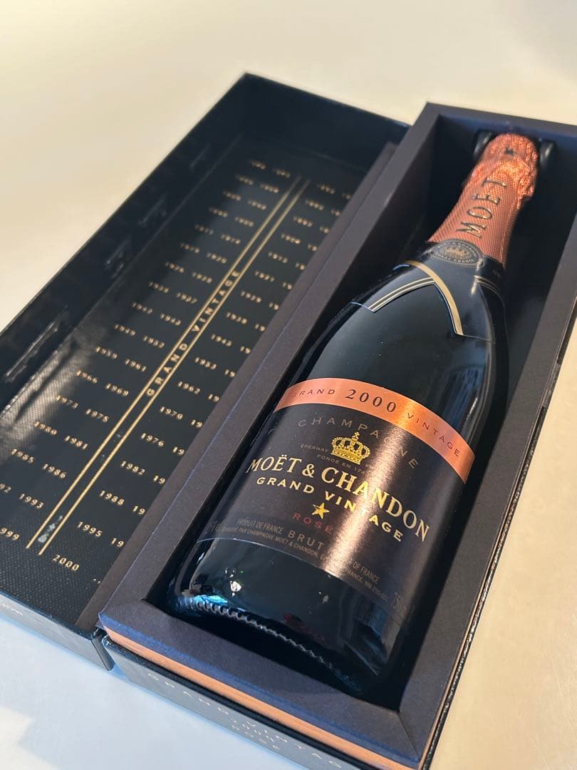 ワイン Moet Chandon Rose Grand Vintage [2000]