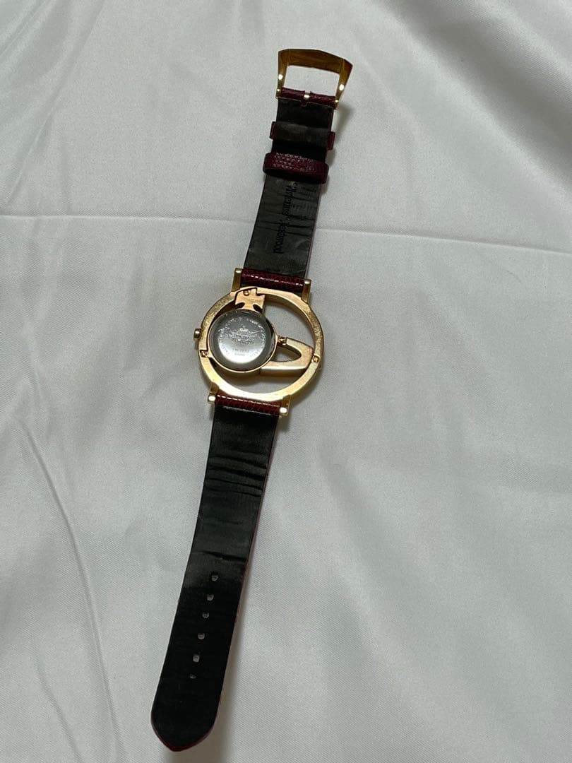 vivienne ヴィヴィアン 腕時計 サークルオーブ　電池切れ　赤