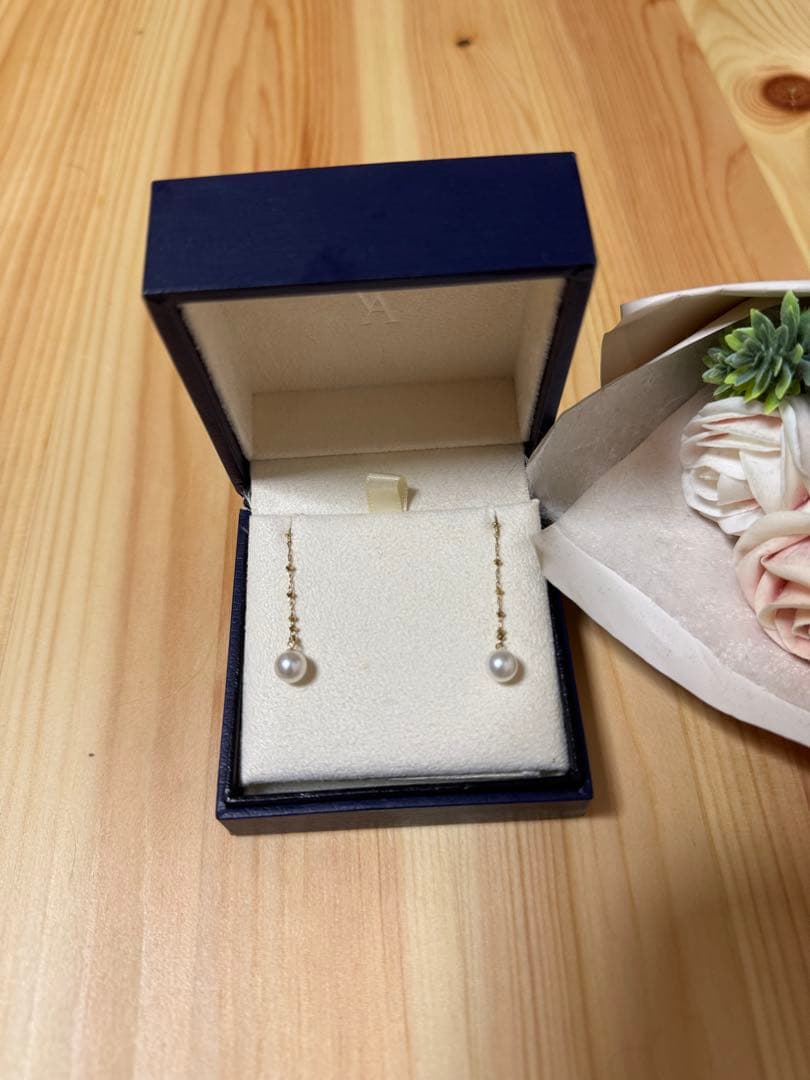 ヴァンドーム青山　ロングパールピアス