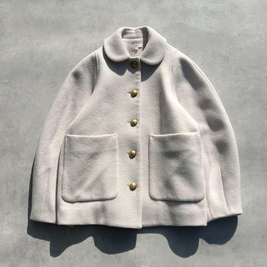 ヨリ　Yori　ラウンドカラーショートコート アイボリー　22AW