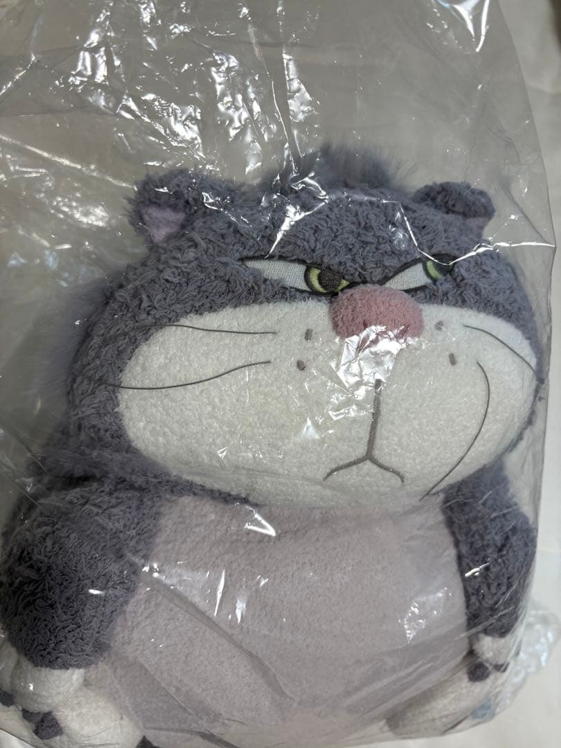 ルシファー　お昼寝クッション　ジェラピケ