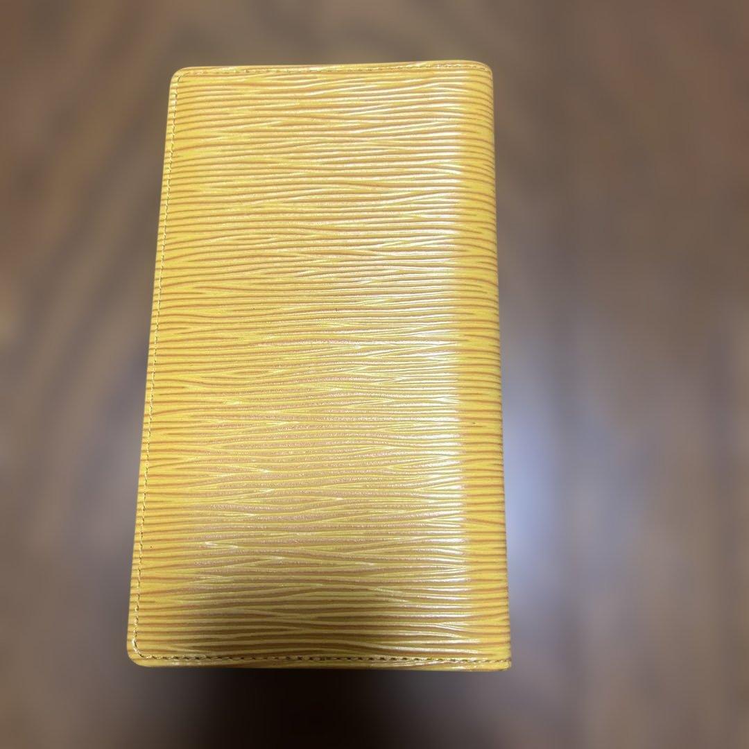 Louis Vuitton イエロー 長財布