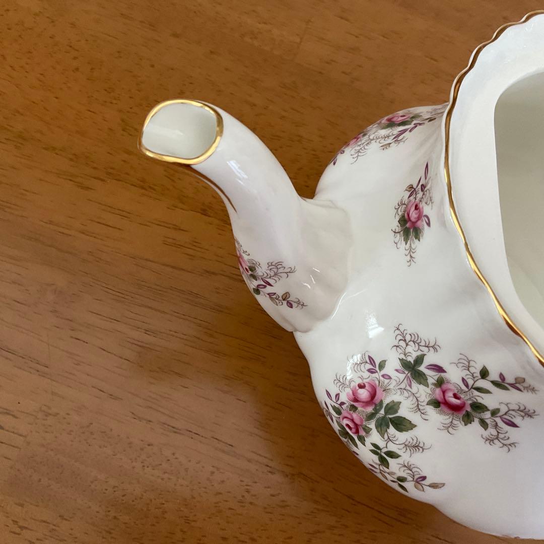 ロイヤルアルバート ラベンダーローズ　ティーポット　大サイズ　希少品
