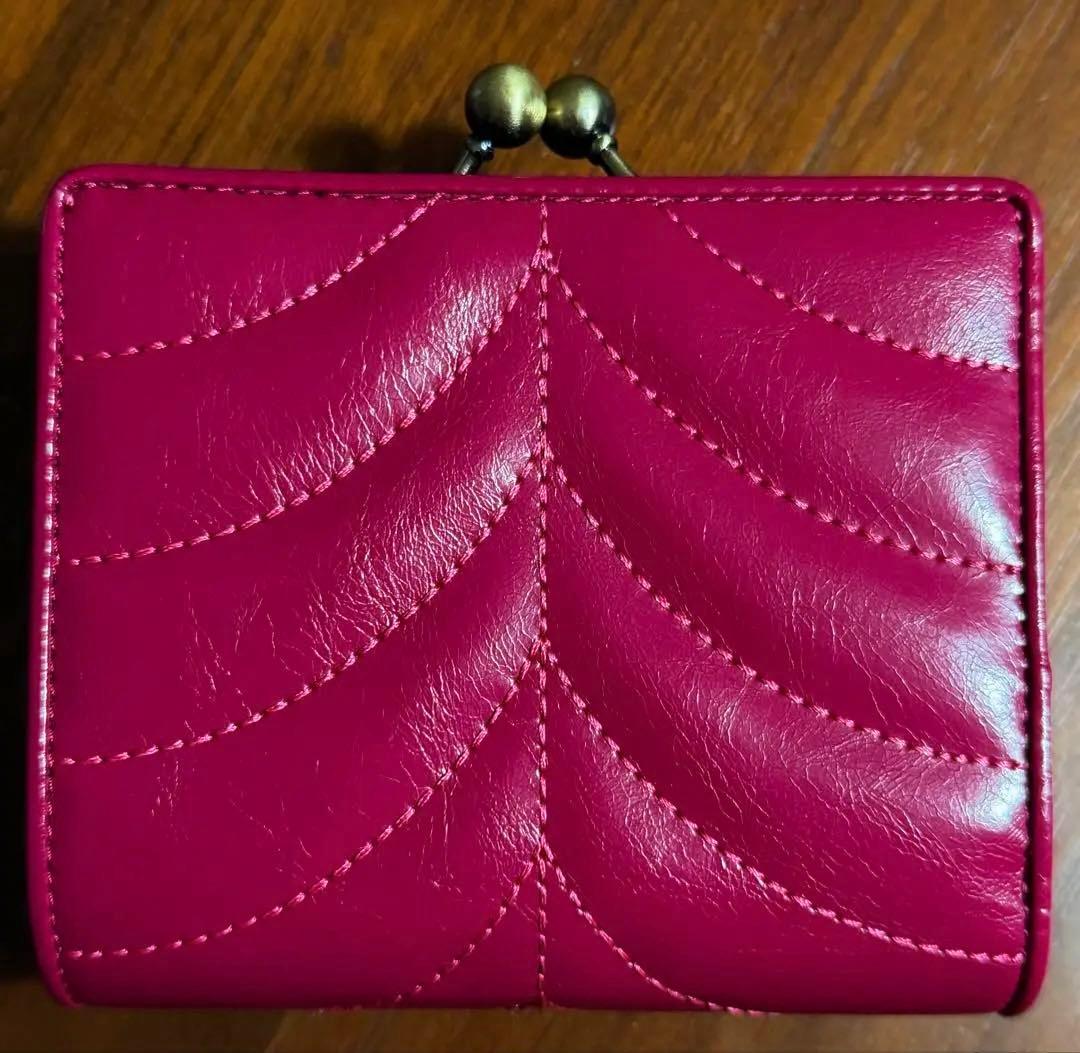 アナスイ　ANNA SUI 二つ折りがま口財布