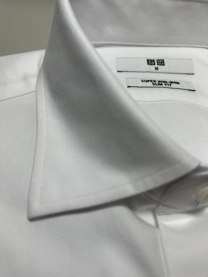 7着　UNIQLO ユニクロ　スーパーノンアイロンM slim fit 2025