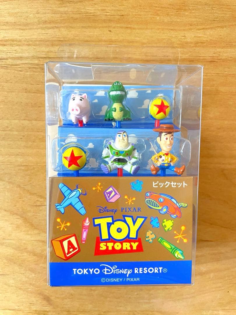 新品⭐️ディズニーリゾート　トイストーリー　リトルグリーンメン　ランチピックセット