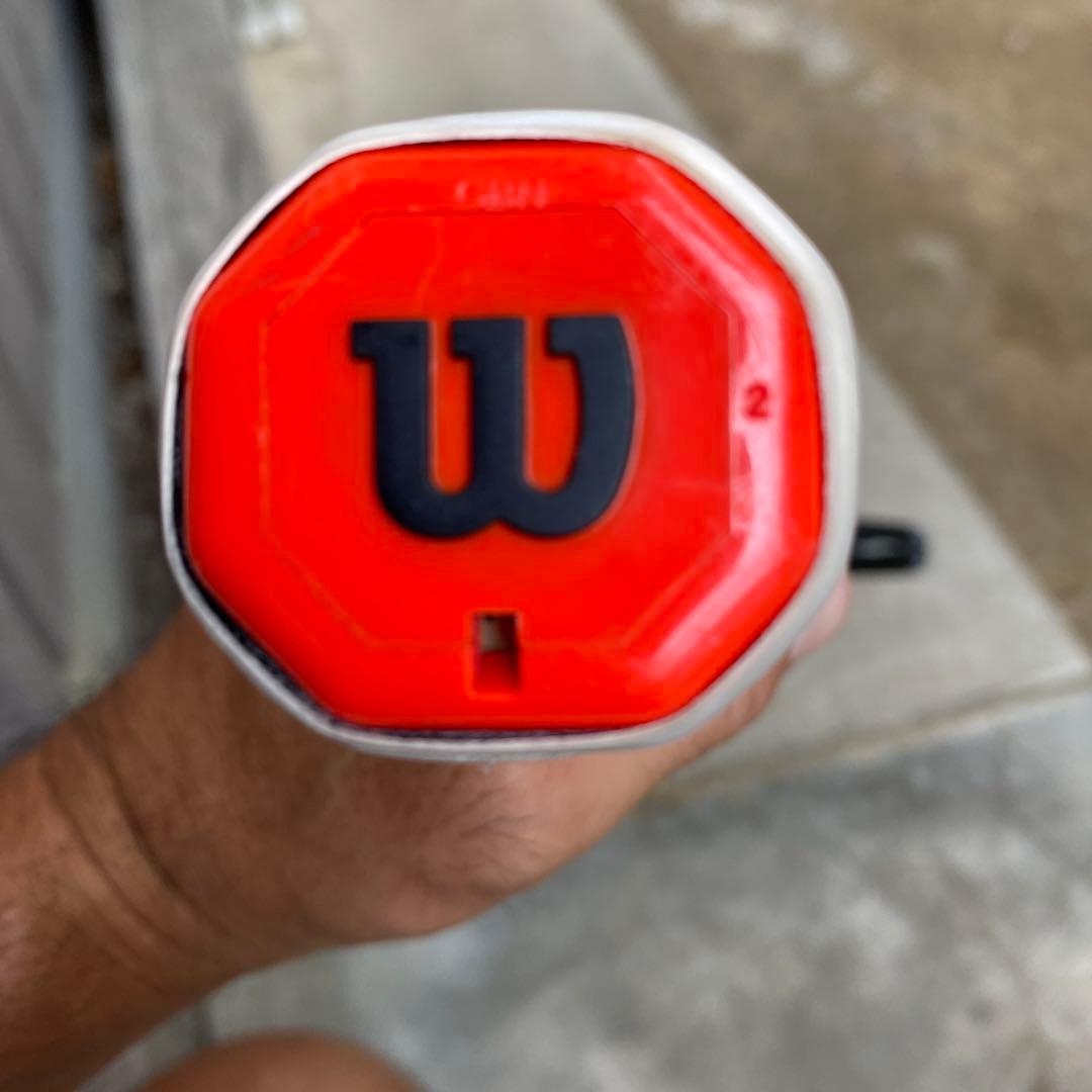 Wilson Blade 100テニスラケット