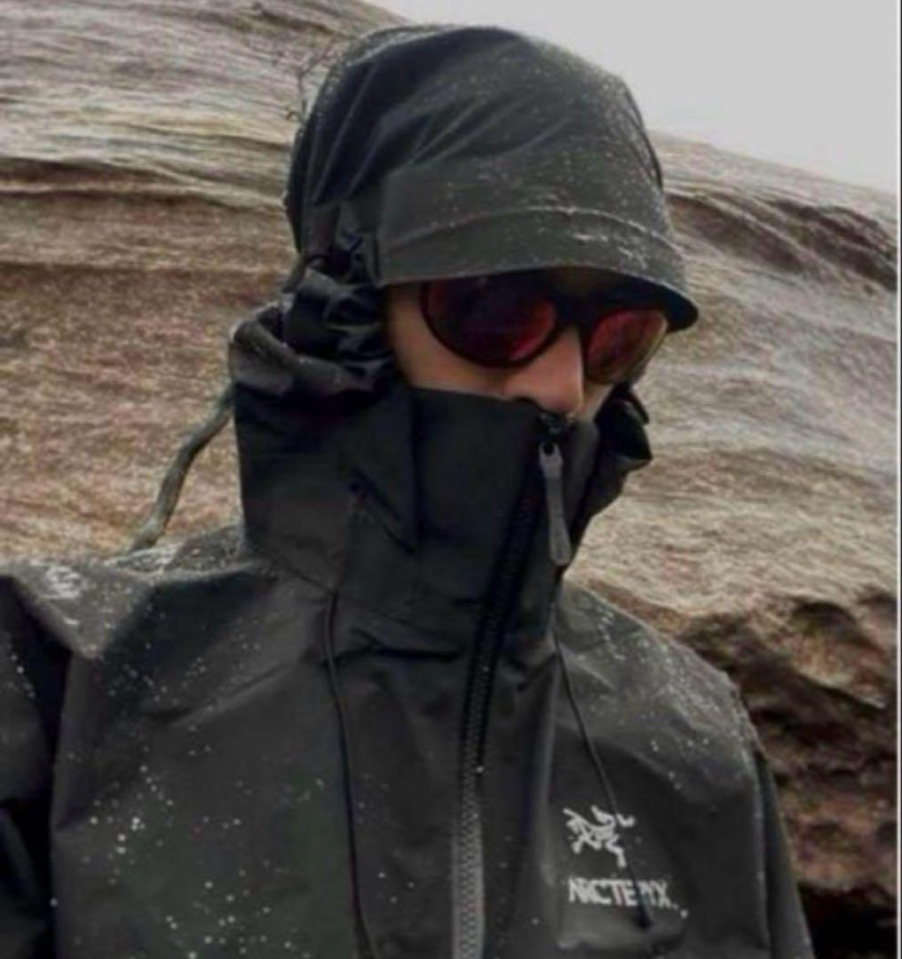 希少完売drake着Arc’teryx Beta AR S アークテリクスベータ