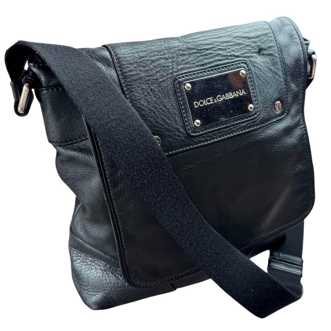 【美品】DOLCE&GABBANA　ショルダーバッグ　メッセンジャー　レザー　黒