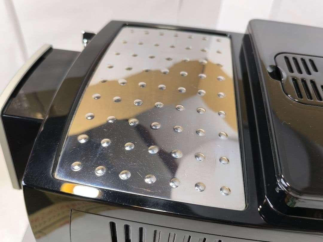 デロンギ　マグニフィカS コンパクト全自動コーヒーマシン　ECAM23210B