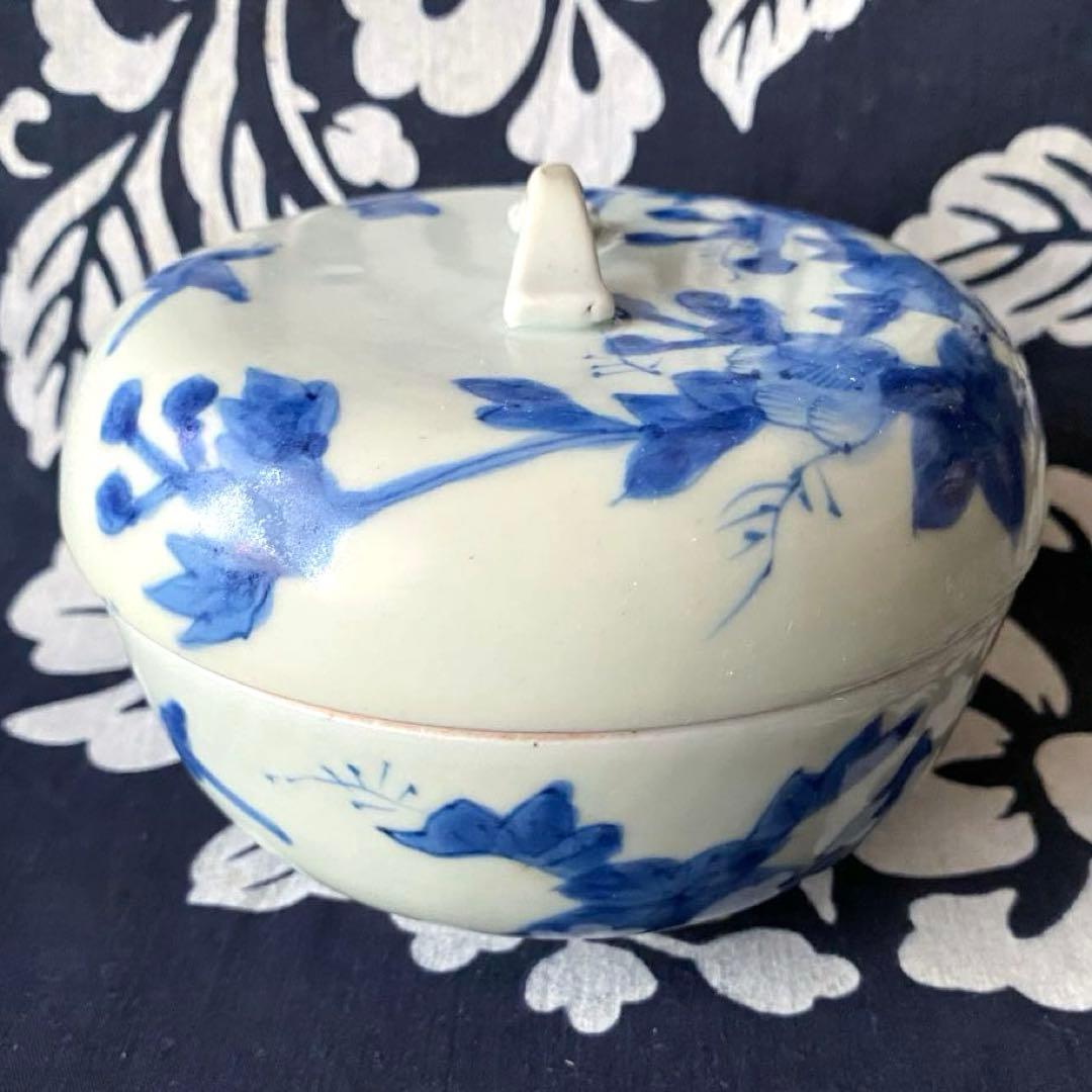 江戸時代中期・古伊万里　食籠・蓋物　染付牡丹柄　茶道具　菓子入れ　時代物・骨董