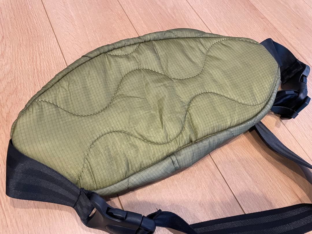 [未使用] US Customized Quilted ボディー バッグ