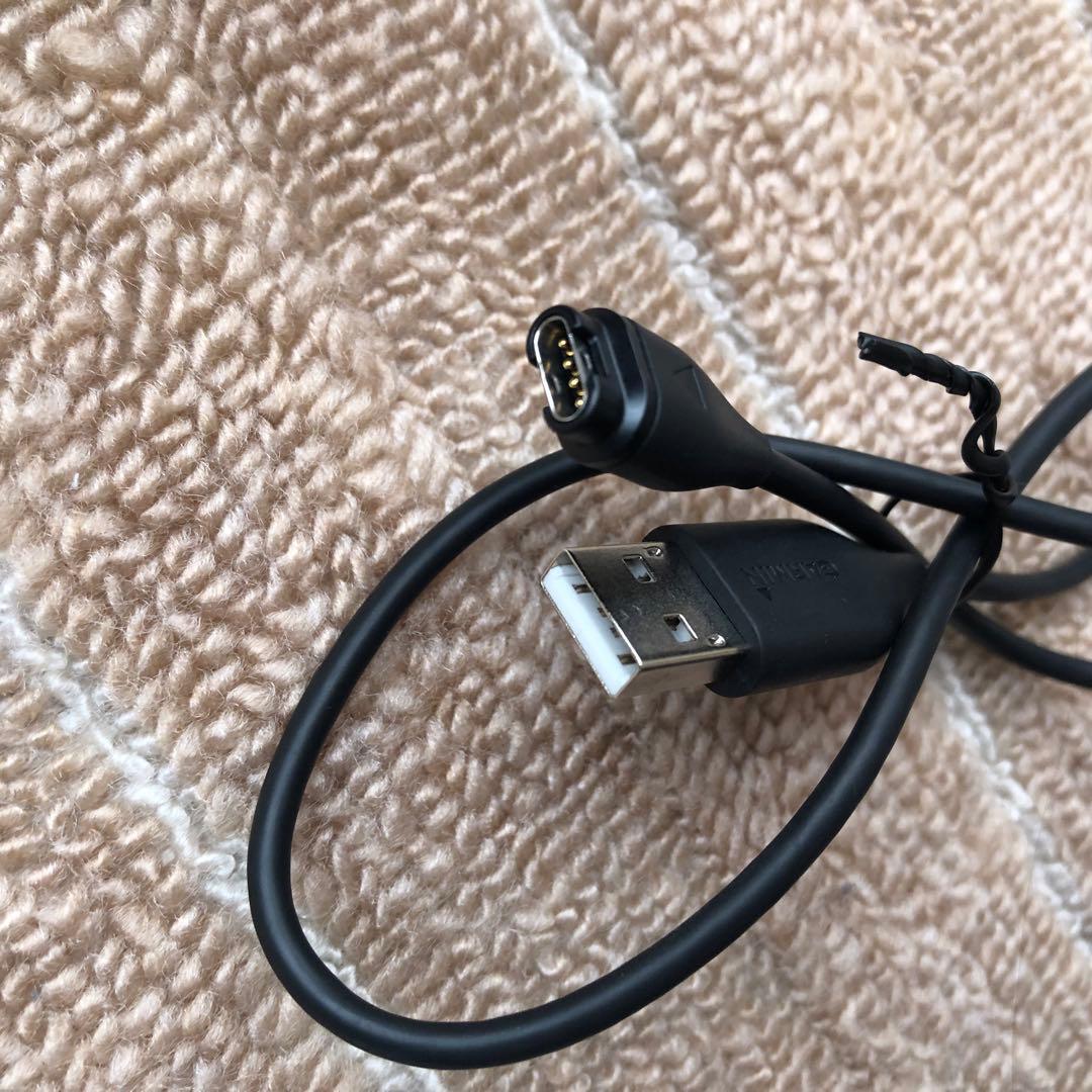 【GARMIN】 VIVOMOVESPORT Peach / Ivory