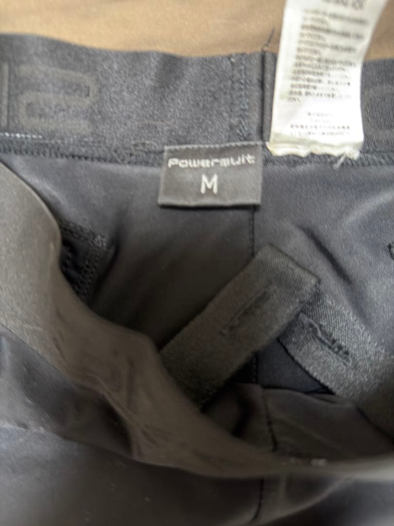 SIXPAD Powersuit ブラック Mサイズ　上下セット