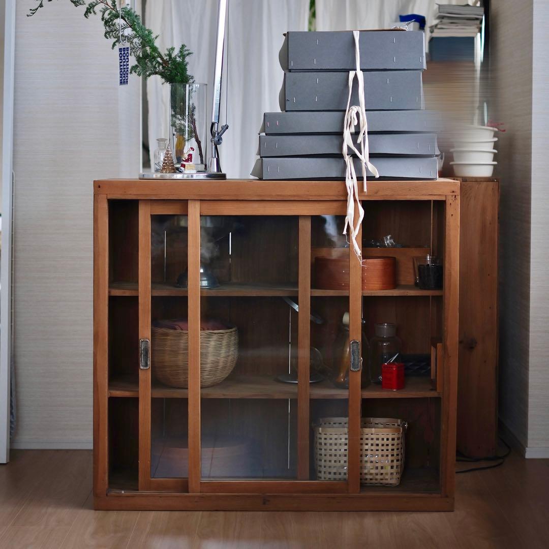 古家具 / アンティークガラス戸棚 / 無垢材②