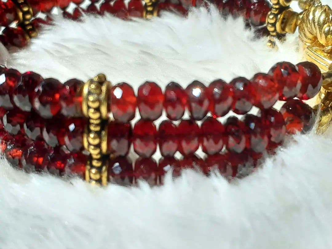 天然石　ボタンカット　ガーネット　ブレスレット