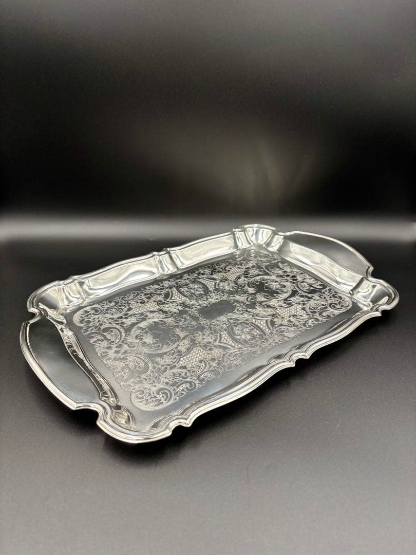 英国 　ヴィンテージ トレイ　銀メッキ　シルバープレート