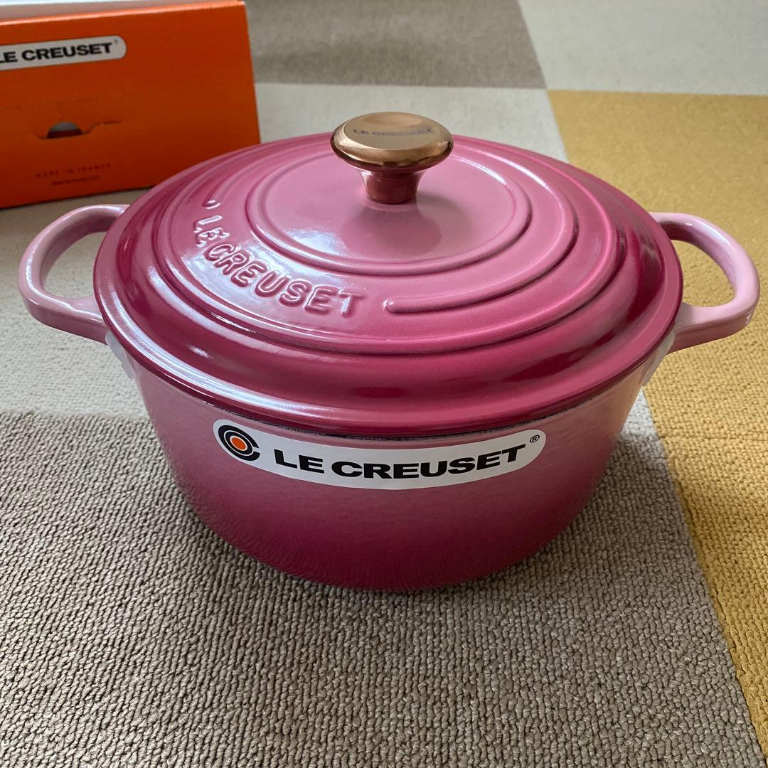 【新品・未使用】ル・クルーゼ ココットロンド シグニチャー 22cm ベリー