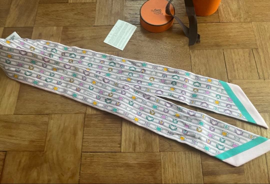 ほぼ新品・未使用　HERMES 2025 エルメス　ツイリー カレイドスコープ