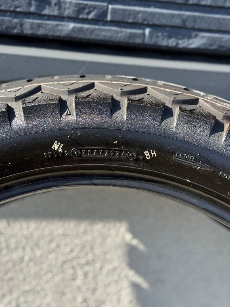 ダンロップ　TT100 GP 4.00-18