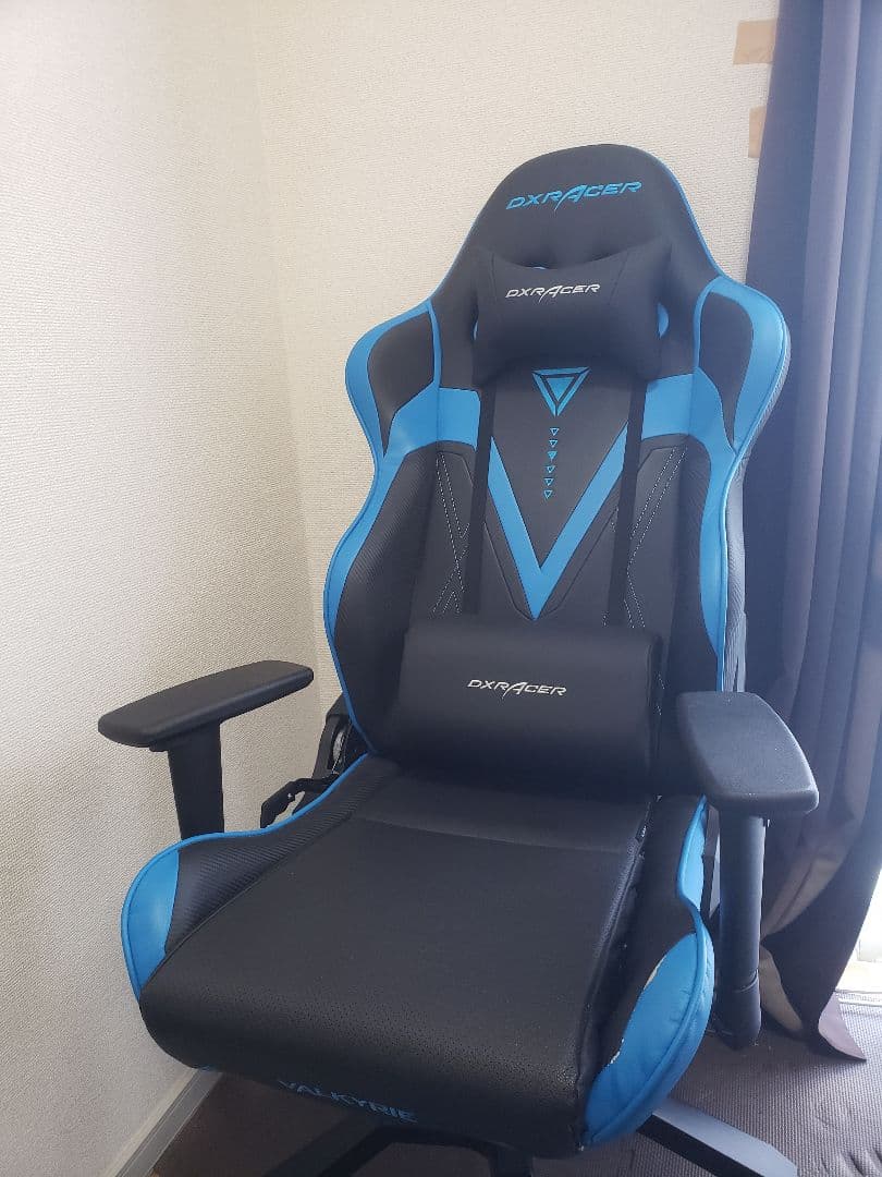 デスクチェア dxracer valkyrie