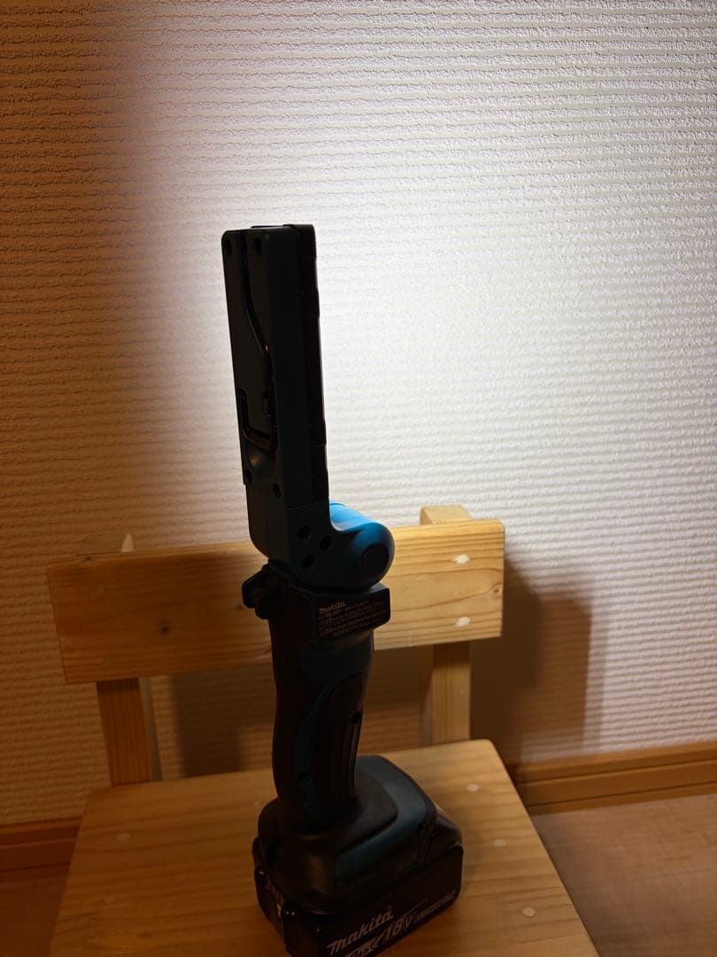 Makita マキタ ML801 充電式LEDワークライト