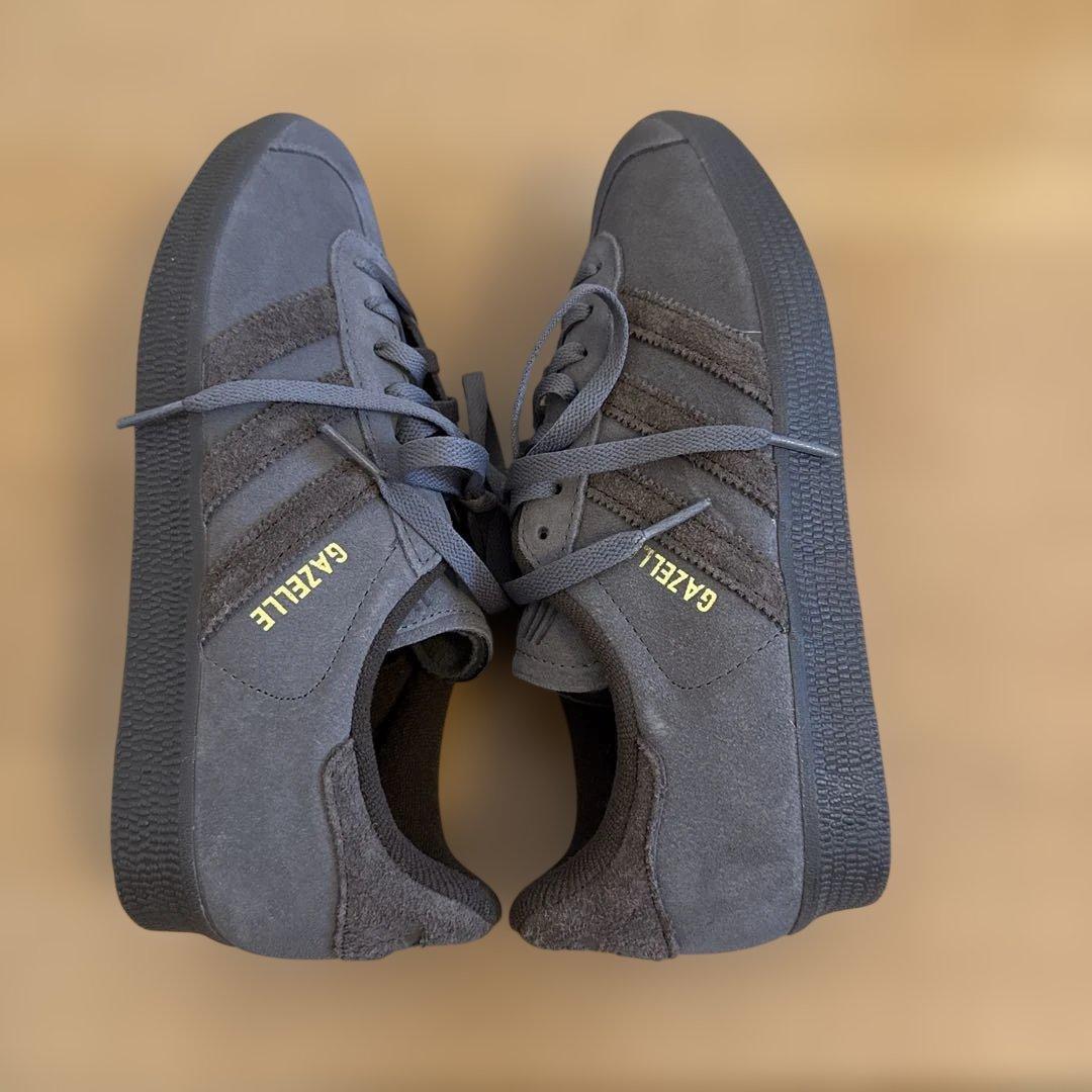 完売品　adidas アディダス　GAZELLE ガゼル　チャコールブラウン
