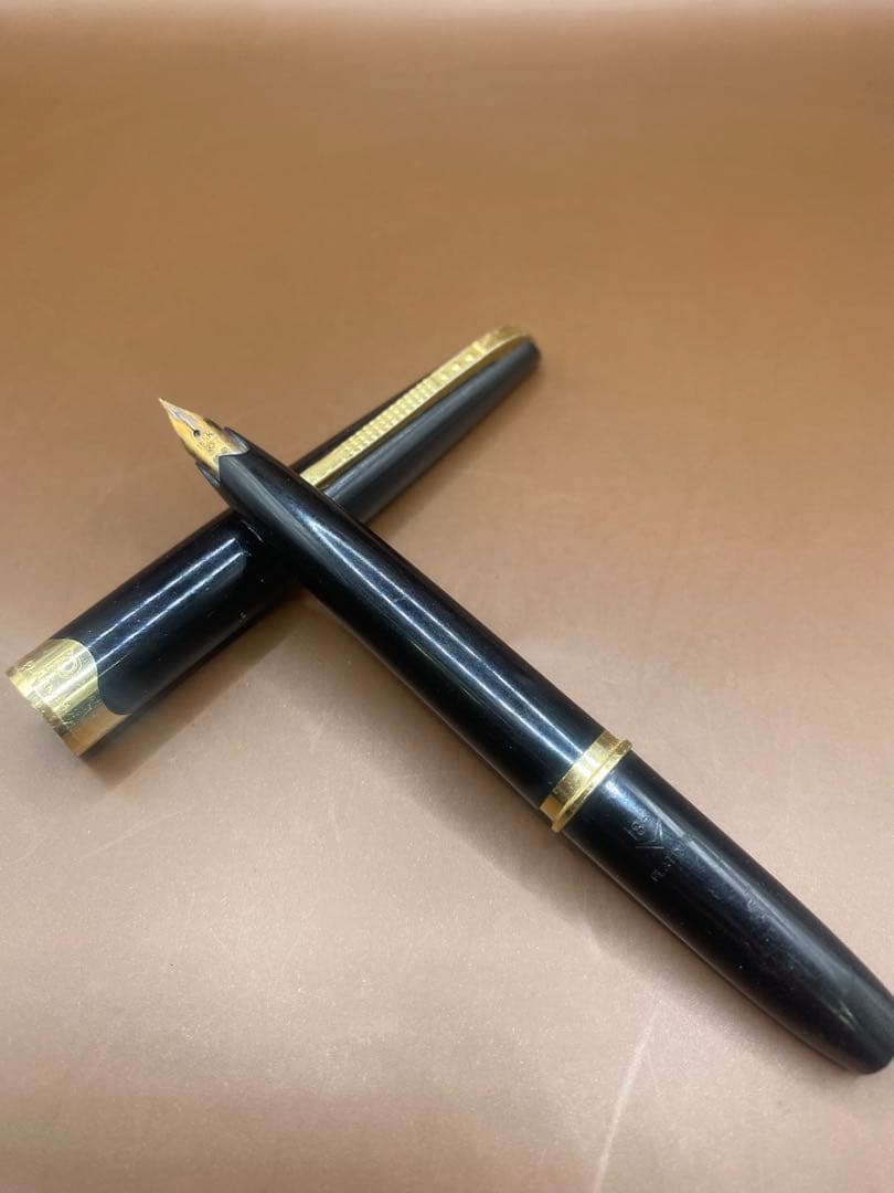 ◎⭐︎ PLATINUM 18k 金　10.7g 万年筆 ペン　筆記用具　金製品