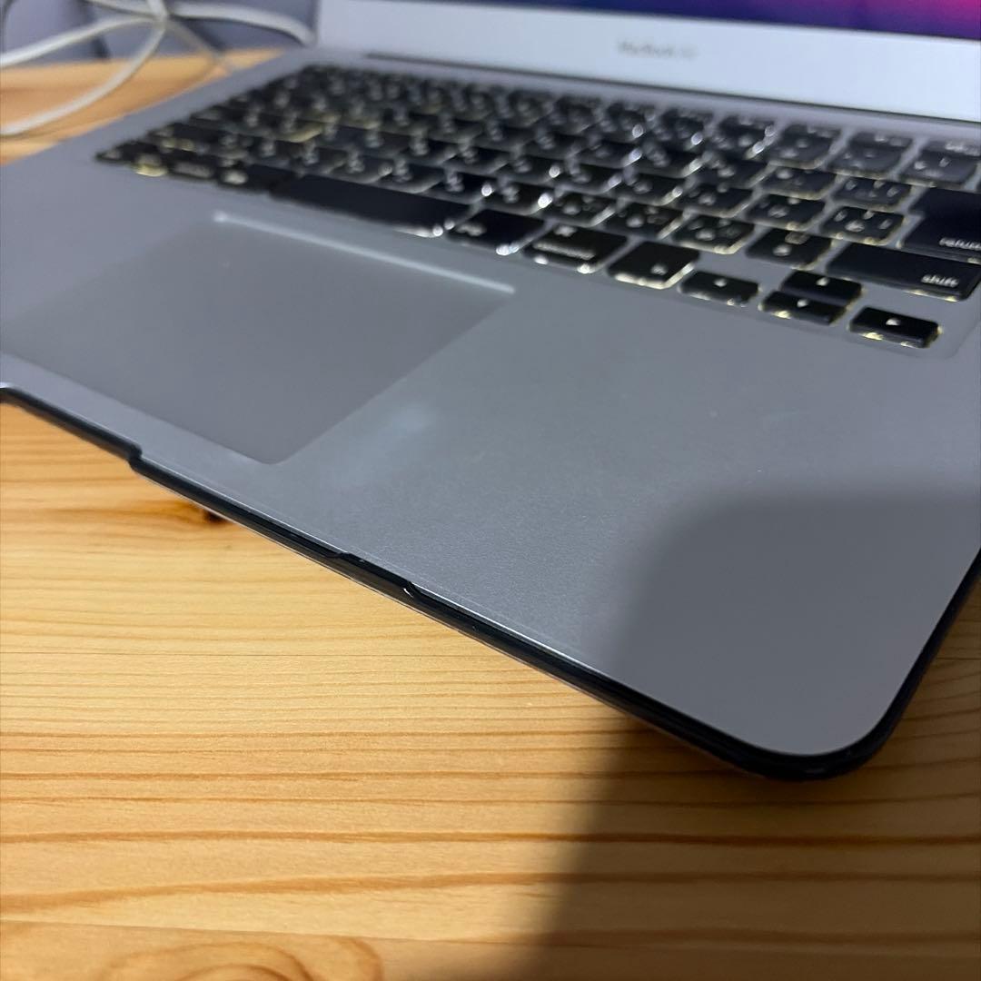 MacBook本体 MacBook Air (13-inch, Early 2014)