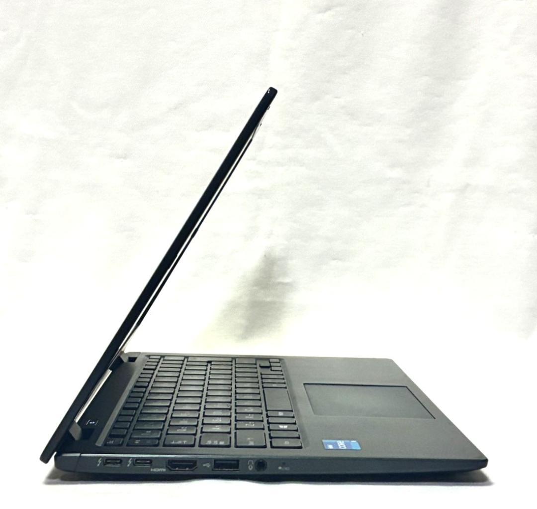 美品 2021年 薄型軽量 13型 dynabook G83HS i5 11世代