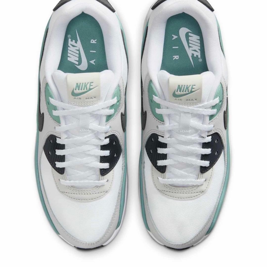 新品未使用　NIKE Air Max 90