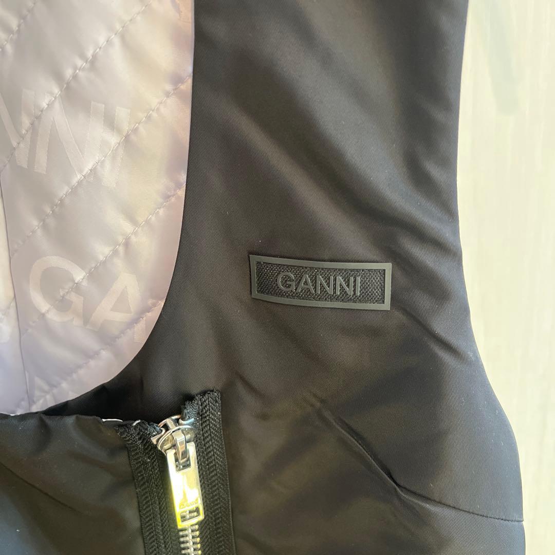 GANNI ブラック ナイロンキルティングワンピース
