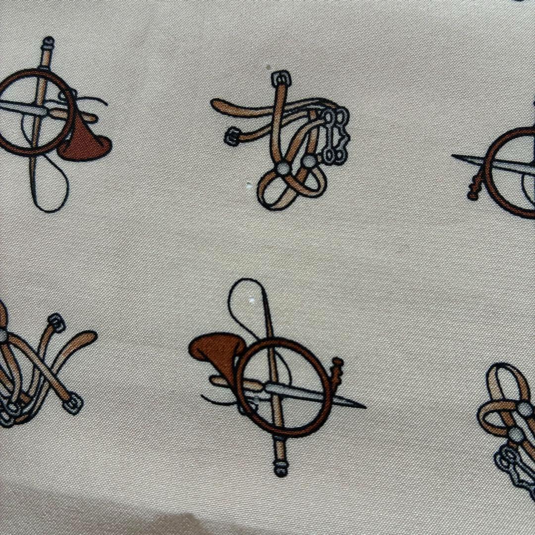 【美品】CELINE セリーヌ スカーフ 馬具モチーフ ブラウン系 116×26