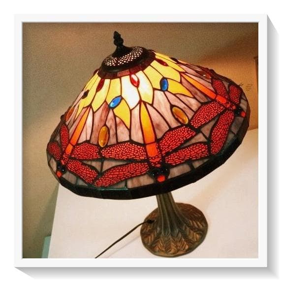 ドラゴンフライ「トンボ」のステンドグラス　アンティーク調ランプ