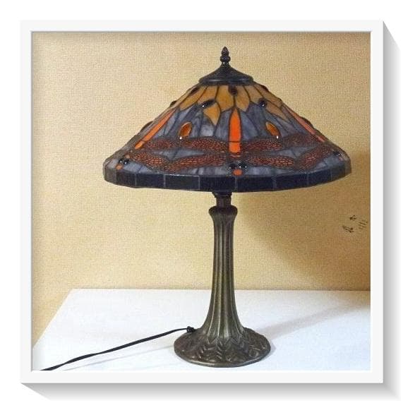 ドラゴンフライ「トンボ」のステンドグラス　アンティーク調ランプ