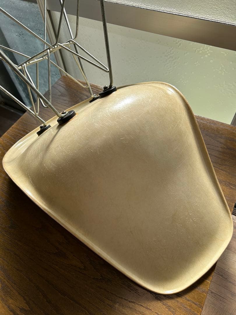 イームズ　サイドシェルチェア 初期型 エッフェルベース　ハーマンミラー