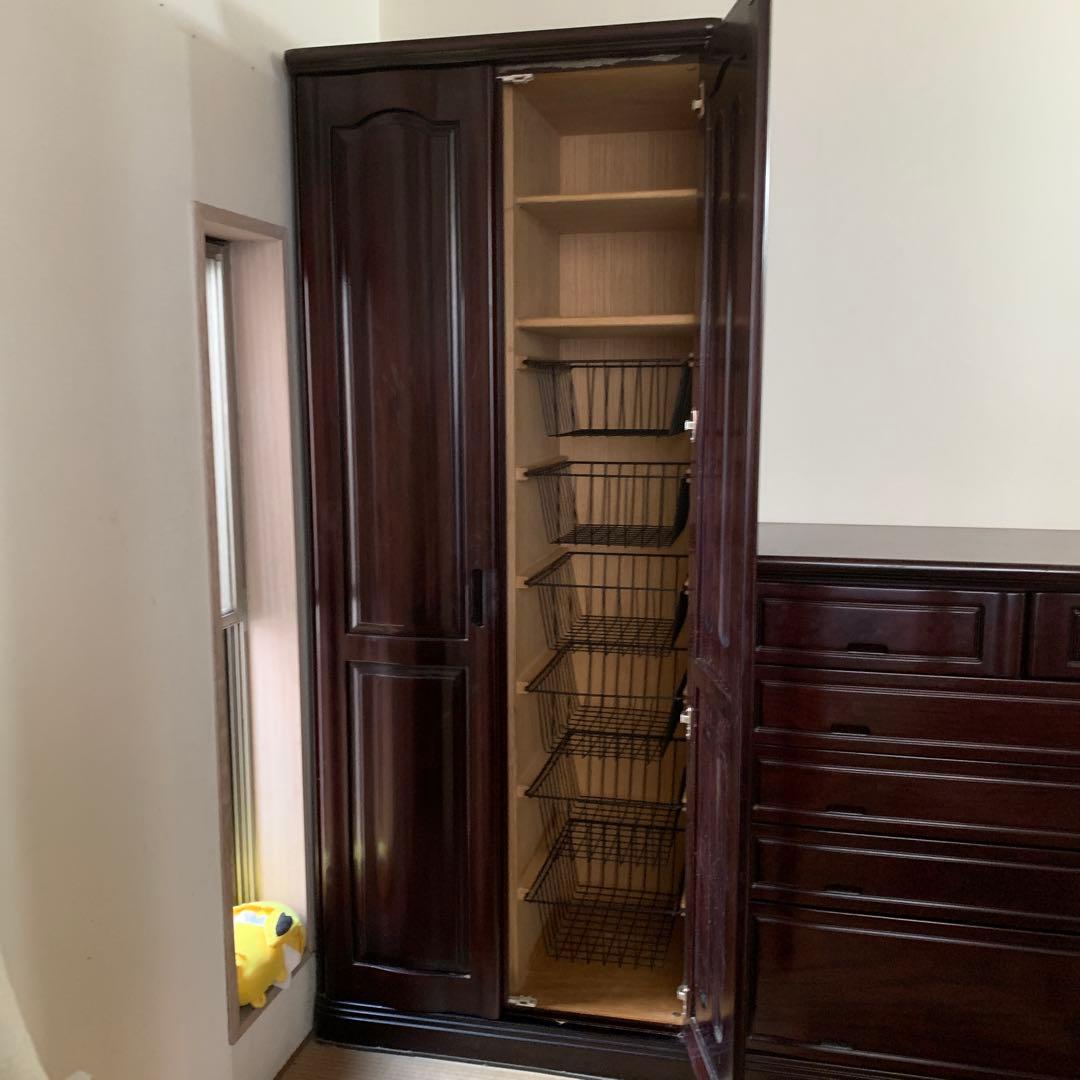 送料込！⭐︎内部桐のクローゼット　高級府中家具　紫檀　無垢の木材　収納付き