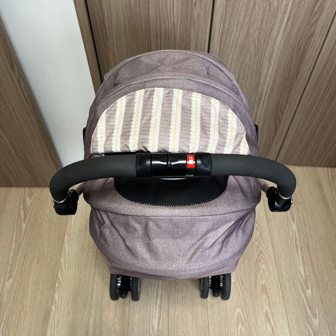 アップリカ　ベビーカー　ラクーナビッテ　限定モデル A型 両対面