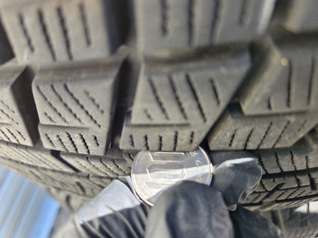 スタッドレス　iceGUARD 6　2023年39週　 4本 175/65R15