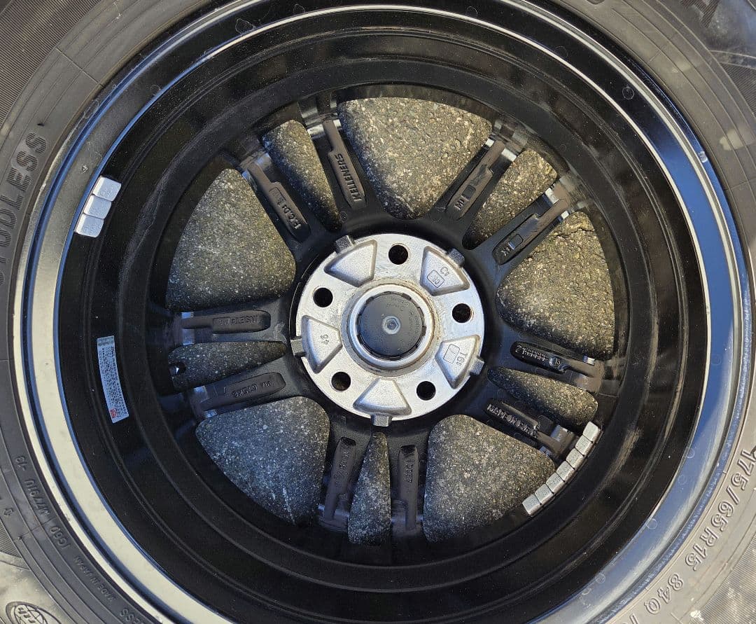 スタッドレス　iceGUARD 6　2023年39週　 4本 175/65R15