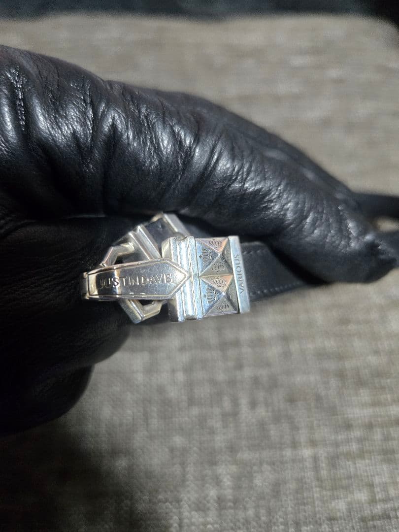 ジャスティンデイビス チョーカー CAPRICE LEATHER ブレスレット