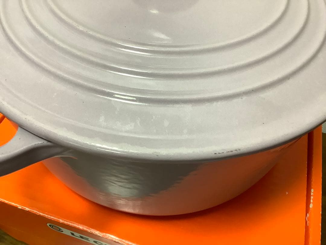 ル・クルーゼ ココットロンド ラベンダー 22cm 鍋