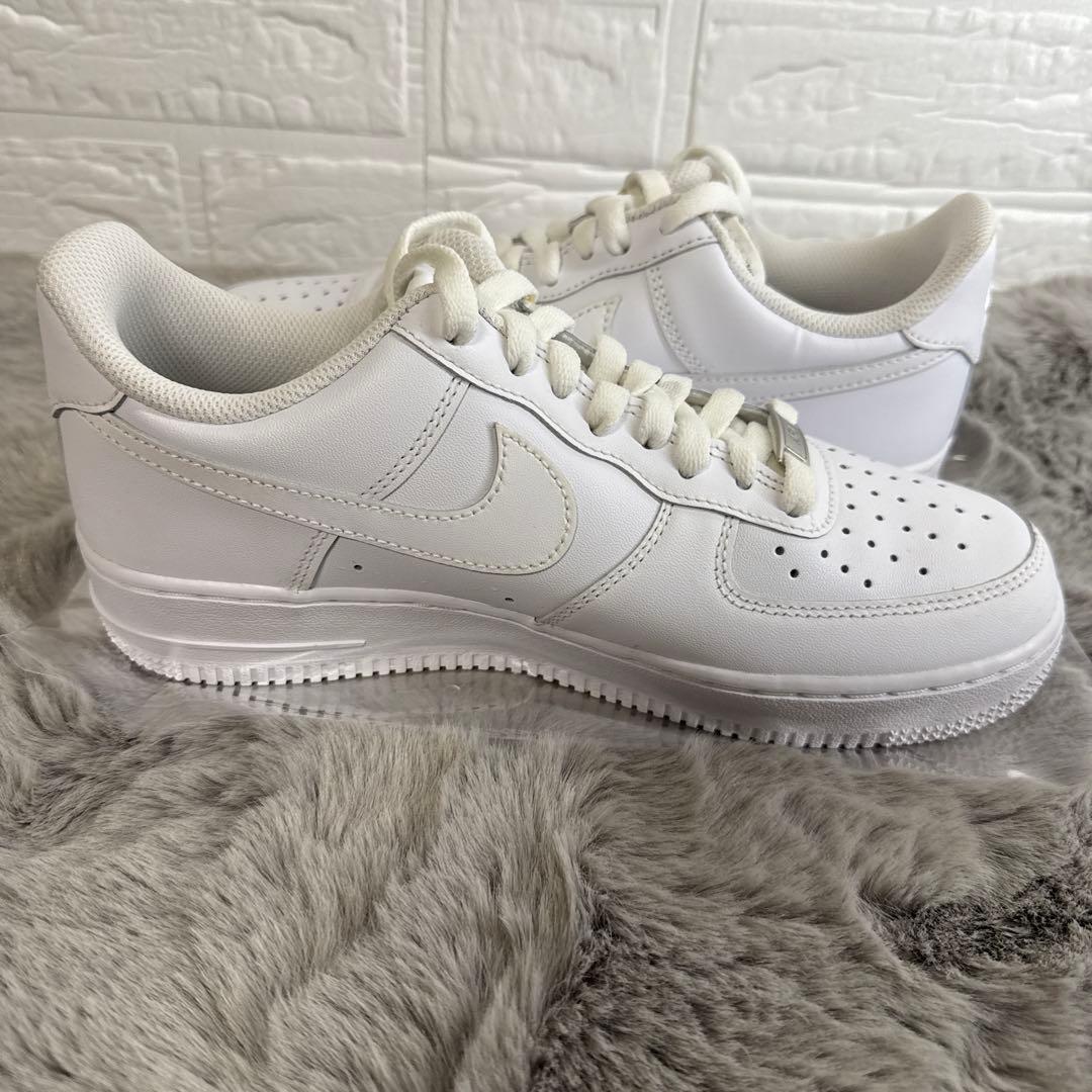 NIKE ナイキ　エアーフォース1 ホワイト　25.5cm