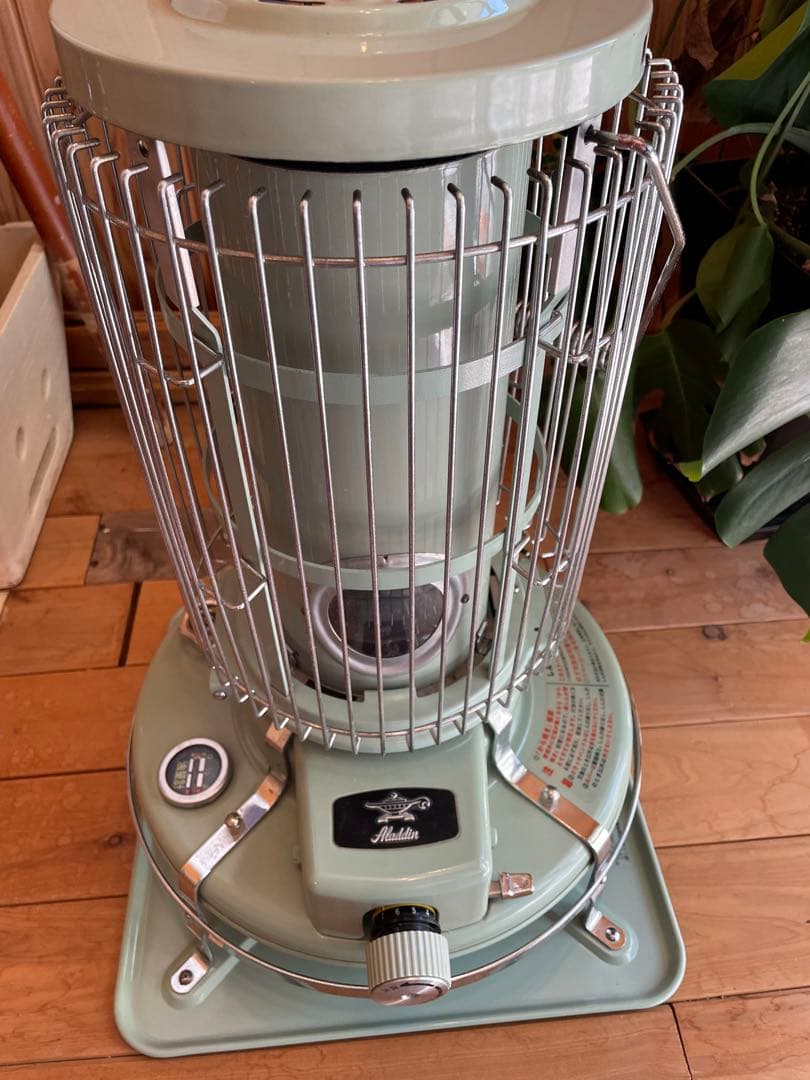 間も無くやってくる冬に備えて！！Aladdin 石油ストーブ　BF3911